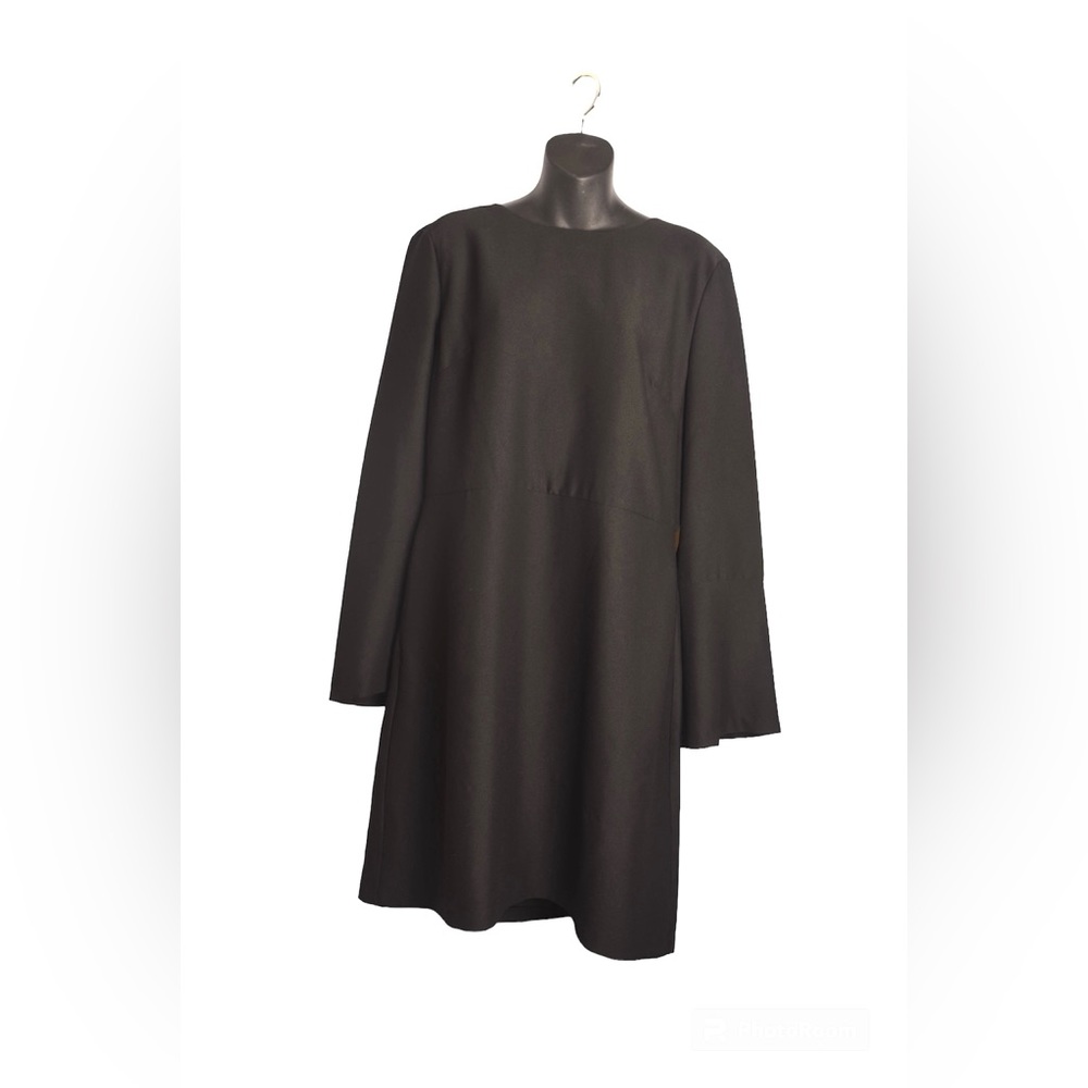 Banana Republic Bell sleeve black knee length dress size 12